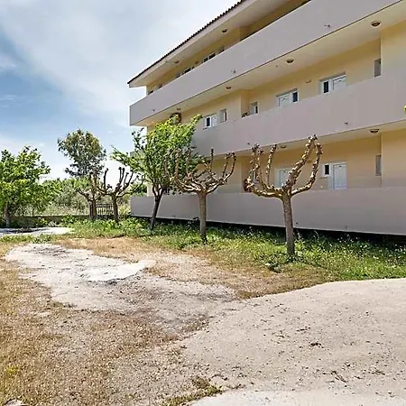 Sandy Maria 103 Hotel 3*